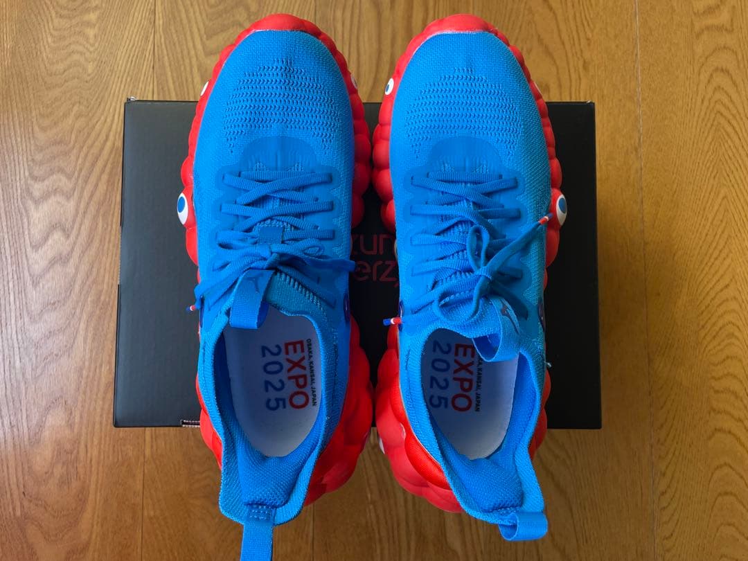 ミズノ ミャクミャクスニーカー2025大阪万博 25cm ミズノ ミャクミャクスニーカー2025大阪万博 25cm