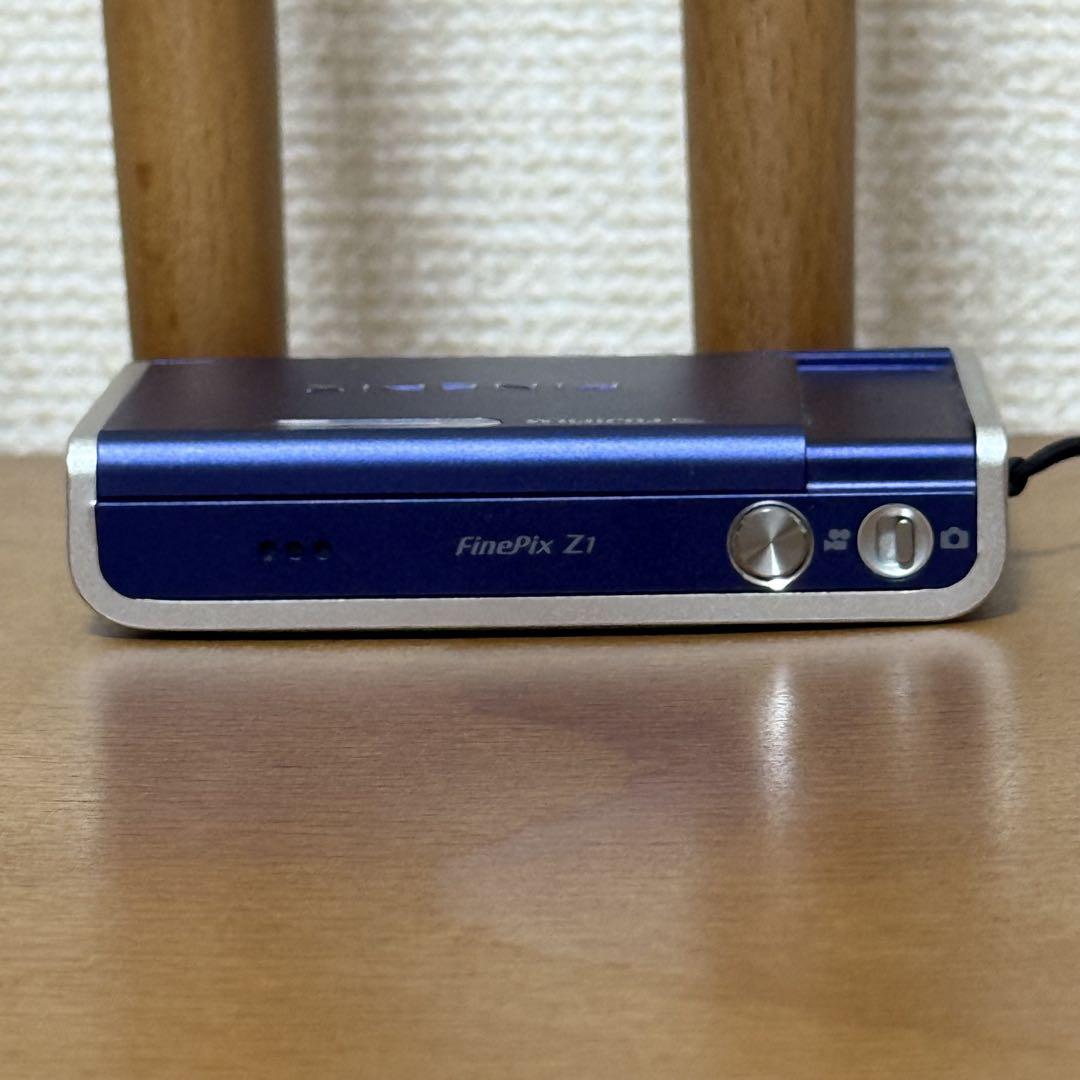 【オールドデジカメ】FUJIFILM Finepix Z1 ブルー