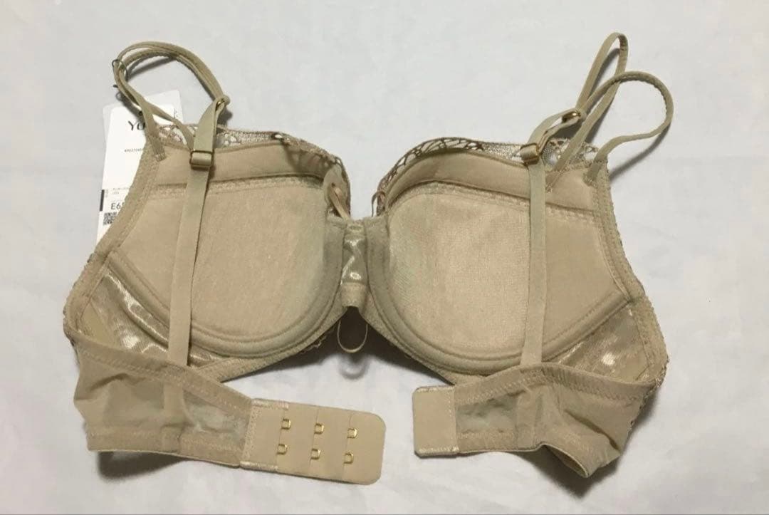 新品 ワコール Yue ユエ 33G ブラジャー E65 ソングM V11899 新品 ワコール Yue ユエ 33G ブラジャー E65 ソングM V11899