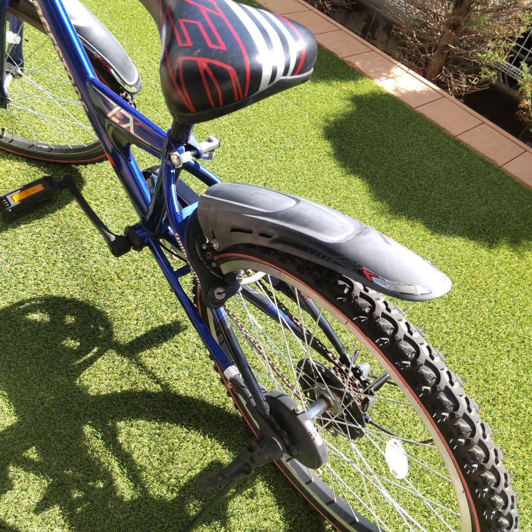 ブリヂストン キッズサイクル 青 バスケット付き 22インチ