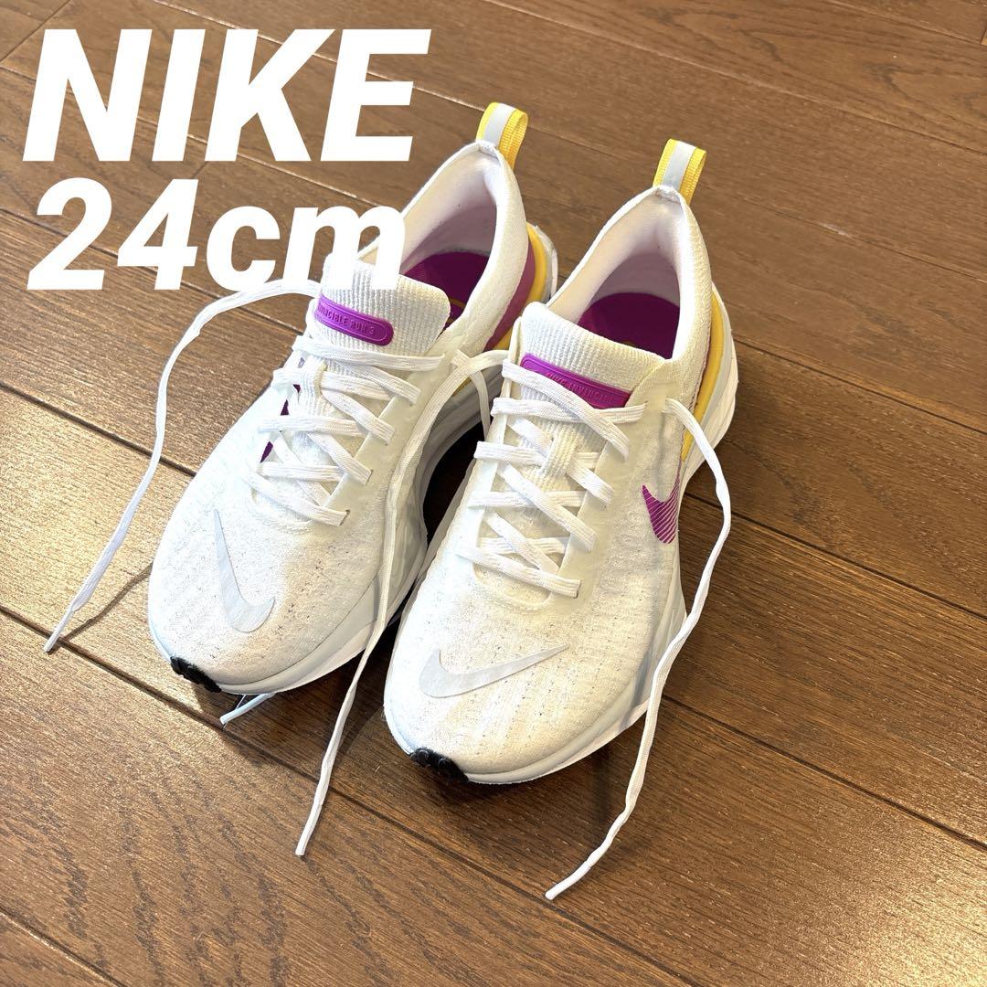 NIKE INVINCIBLE RUN3 24cm