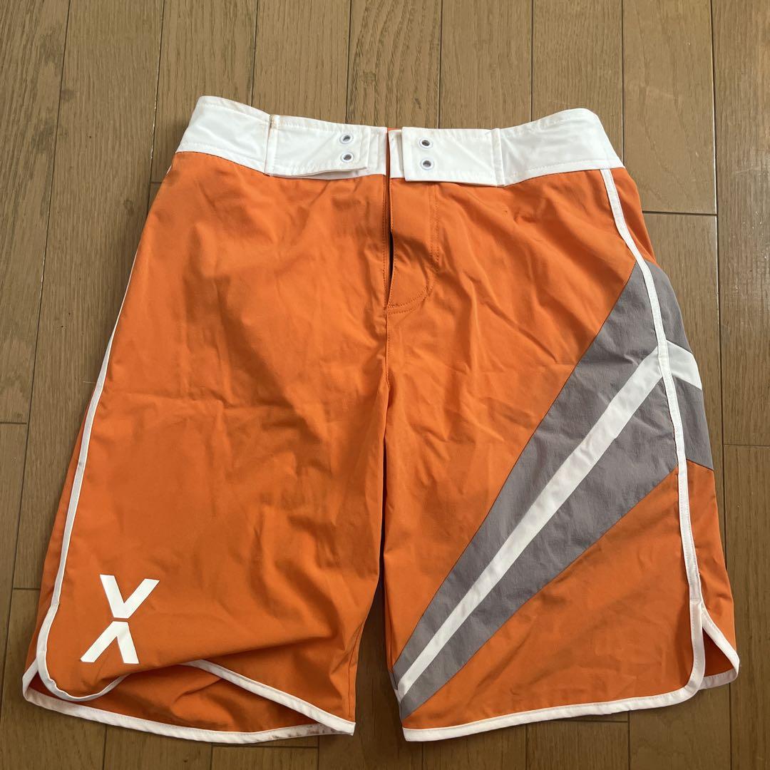 【kです 】VEATM サーフパンツ　Sサイズ