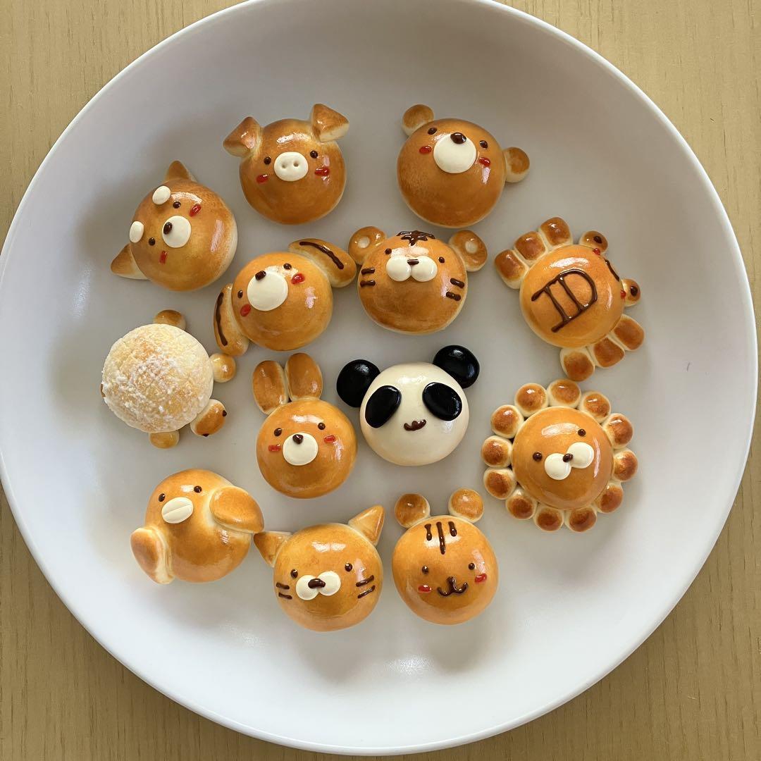 【おままごと】パン屋さん　動物パン　手のひらサイズ　13点