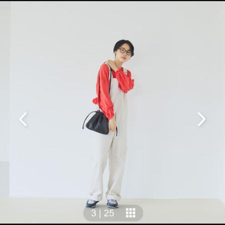 美品　北欧暮らしの道具店 仕分け上手なレザーの巾着ポシェット