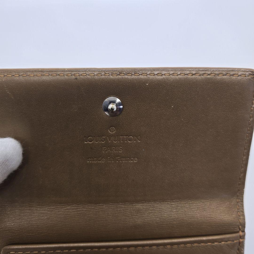 Louis Vuitton ルイヴィトン 二つ折り財布