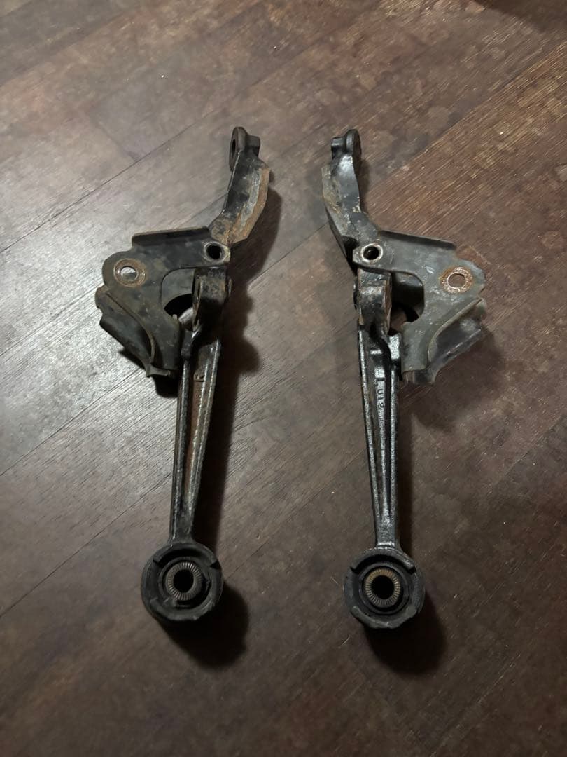 定番人気。 メーカー不明40ミリ延長ロアアーム目立った傷や汚れなし