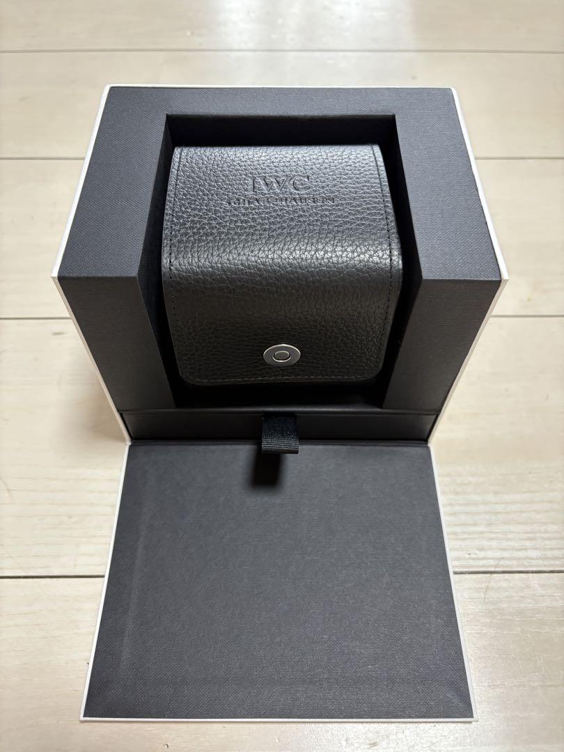 IWC アイダブルシー レザー時計ケース（外箱付）