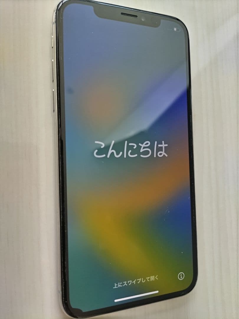 iPhone X ホワイト 64GB