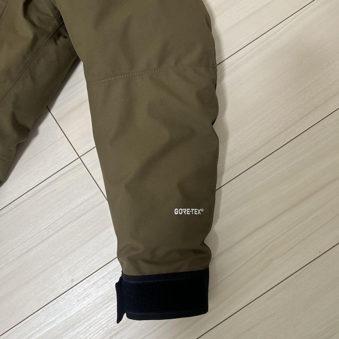 THE NORTH FACE マウンテンダウンジャケット　ビーチグリーン