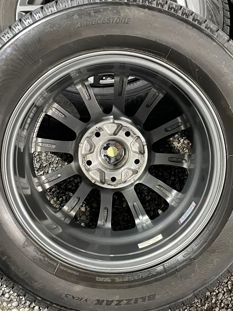 ブリザック vrx3 205/65R/16 ホイール付き 2023年製 ブリザック vrx3 205/65R/16 ホイール付き 2023年製