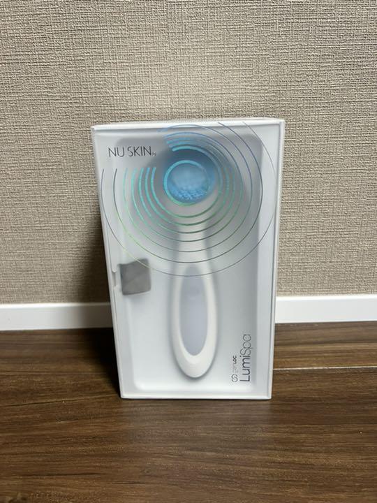 NU SKIN  LumiSpa