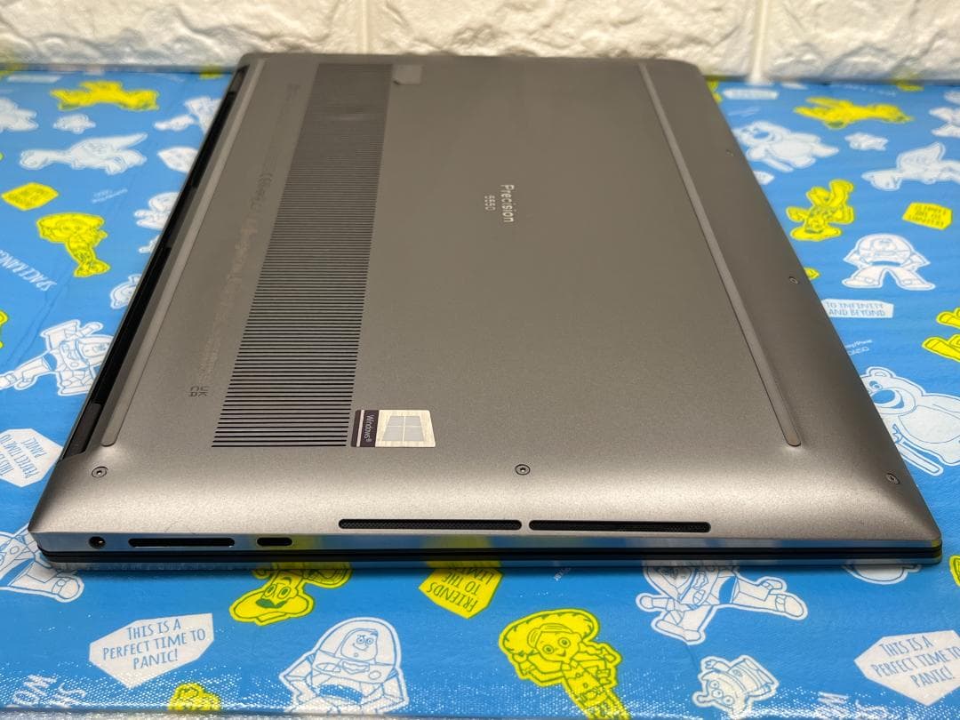 Precision 5550 超美品 UHD+ 15.6型 タッチ 限定品