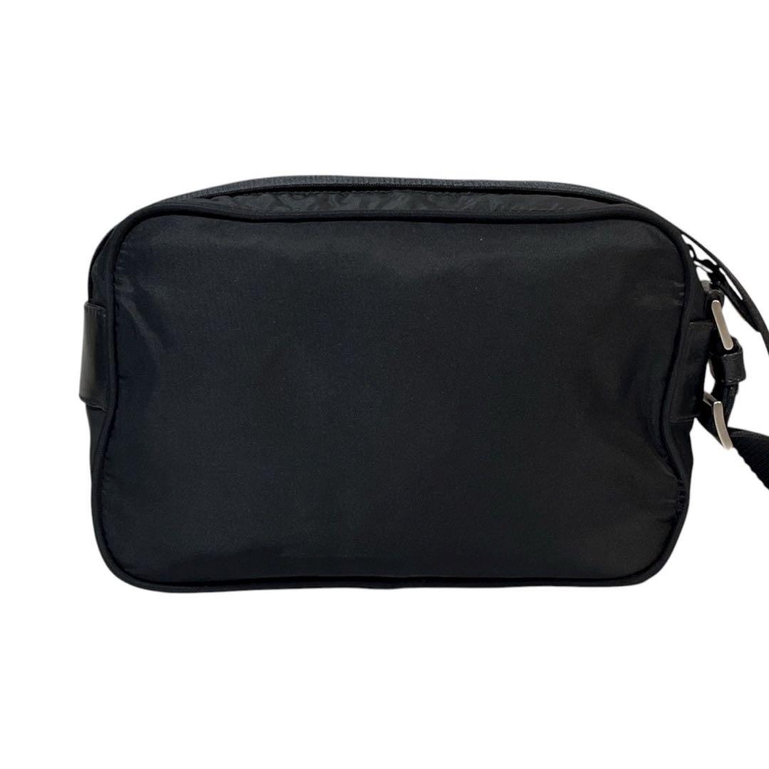 プラダ ナイロン 三角ロゴ ショルダーバッグ カメラバッグ ブラック 5151 プラダ ナイロン 三角ロゴ ショルダーバッグ カメラバッグ ブラック 5151