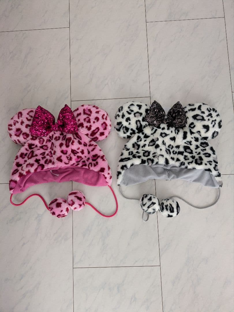 ディズニーファンキャップ ヒョウ柄付き帽子 2点セット新品、♥