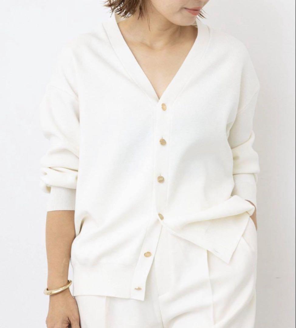 【美品】Deuxieme Classe　Heartrich カーディガン 黒 Deuxieme Classe（ドゥーズィエムクラス）の「Heartrich
