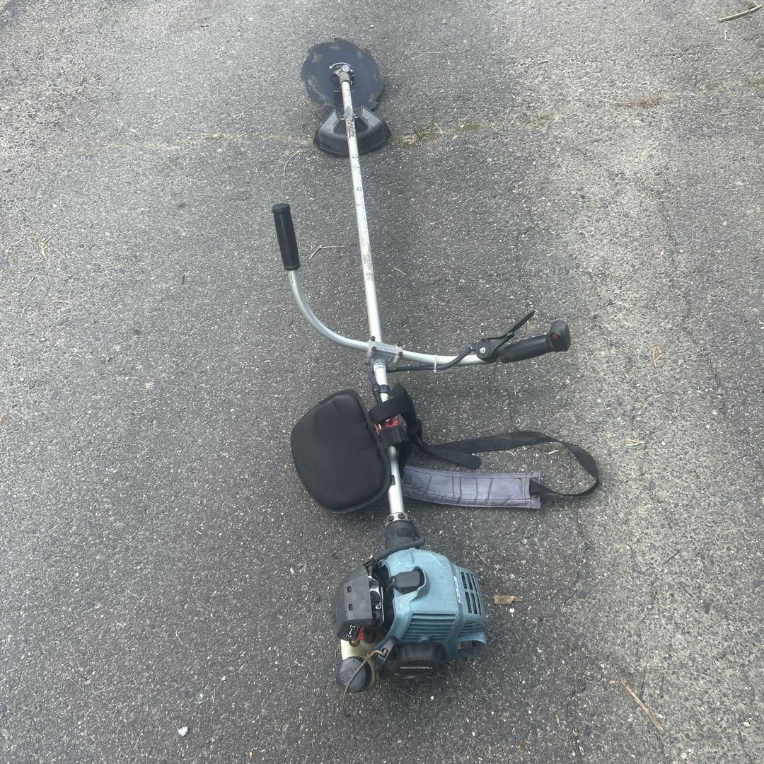 マキタ草刈機