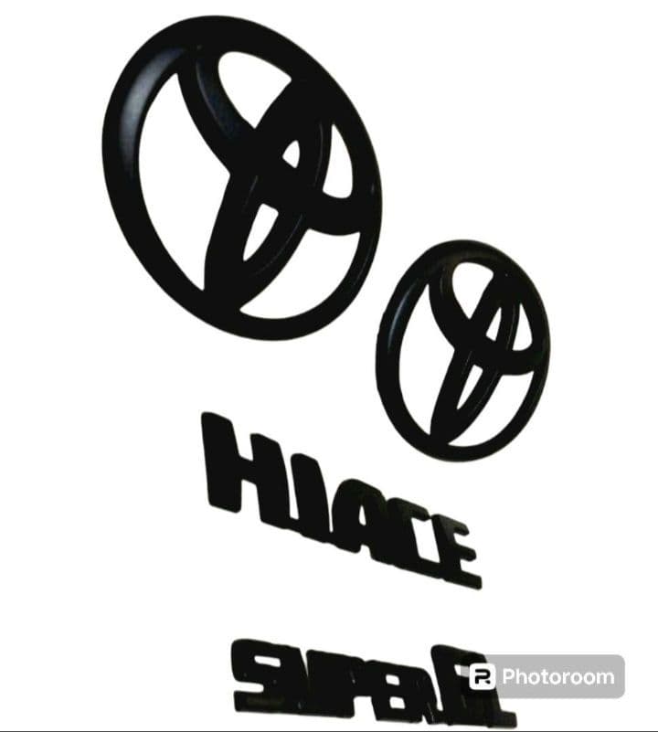 トヨタ ハイエース エンブレム マッドブラック フルセット 200系 純正品加工目立った傷や汚れなし BRIGHTFACE_UK