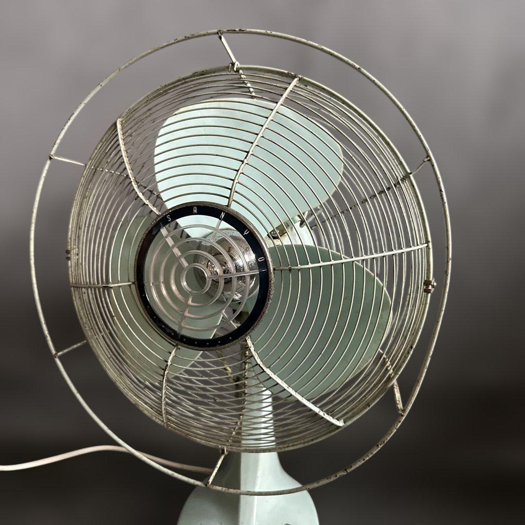 ヴィンテージ　三洋扇風機　サンヨー　通電確認済みとても可愛いカラー！ ヴィンテージ 三洋扇風機 サンヨー 通電確認済みとても可愛い