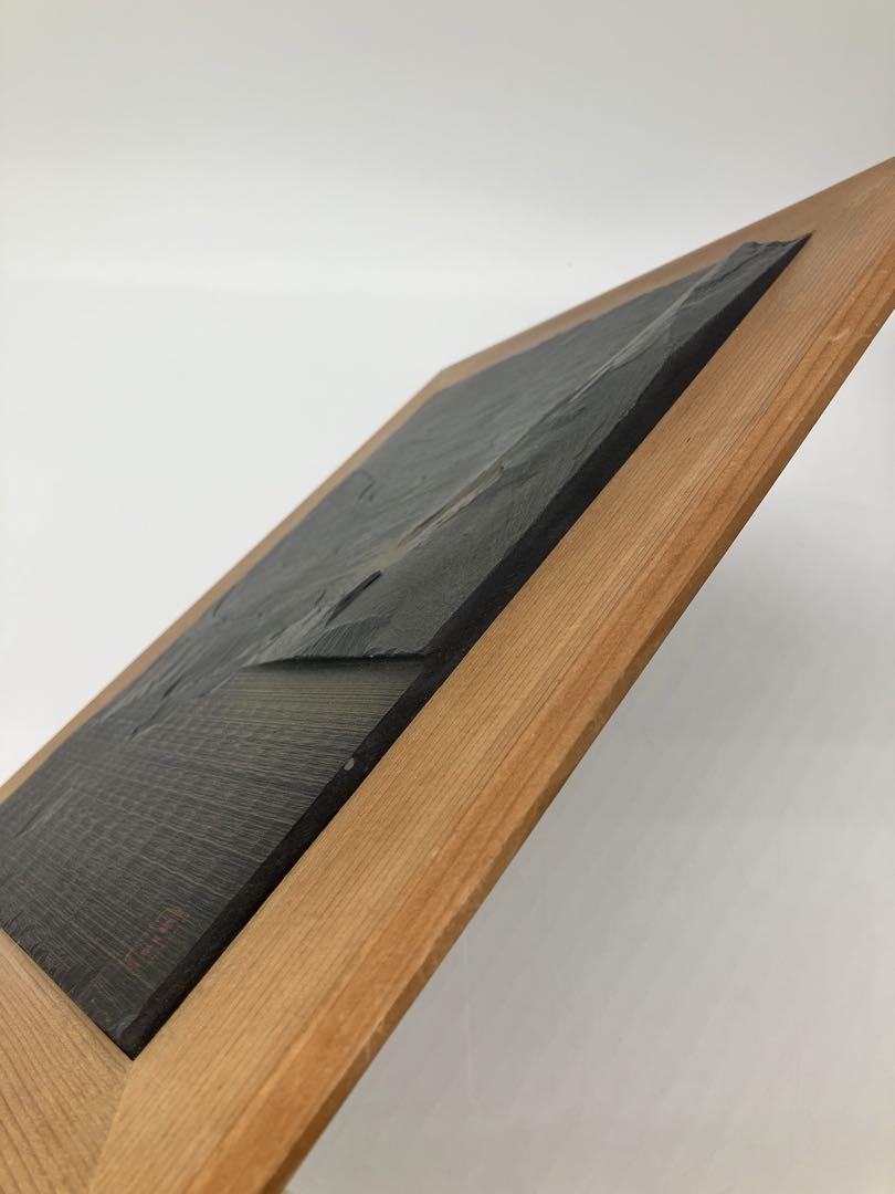 登山」モチーフの雄勝石アート作品: Travellers Tune