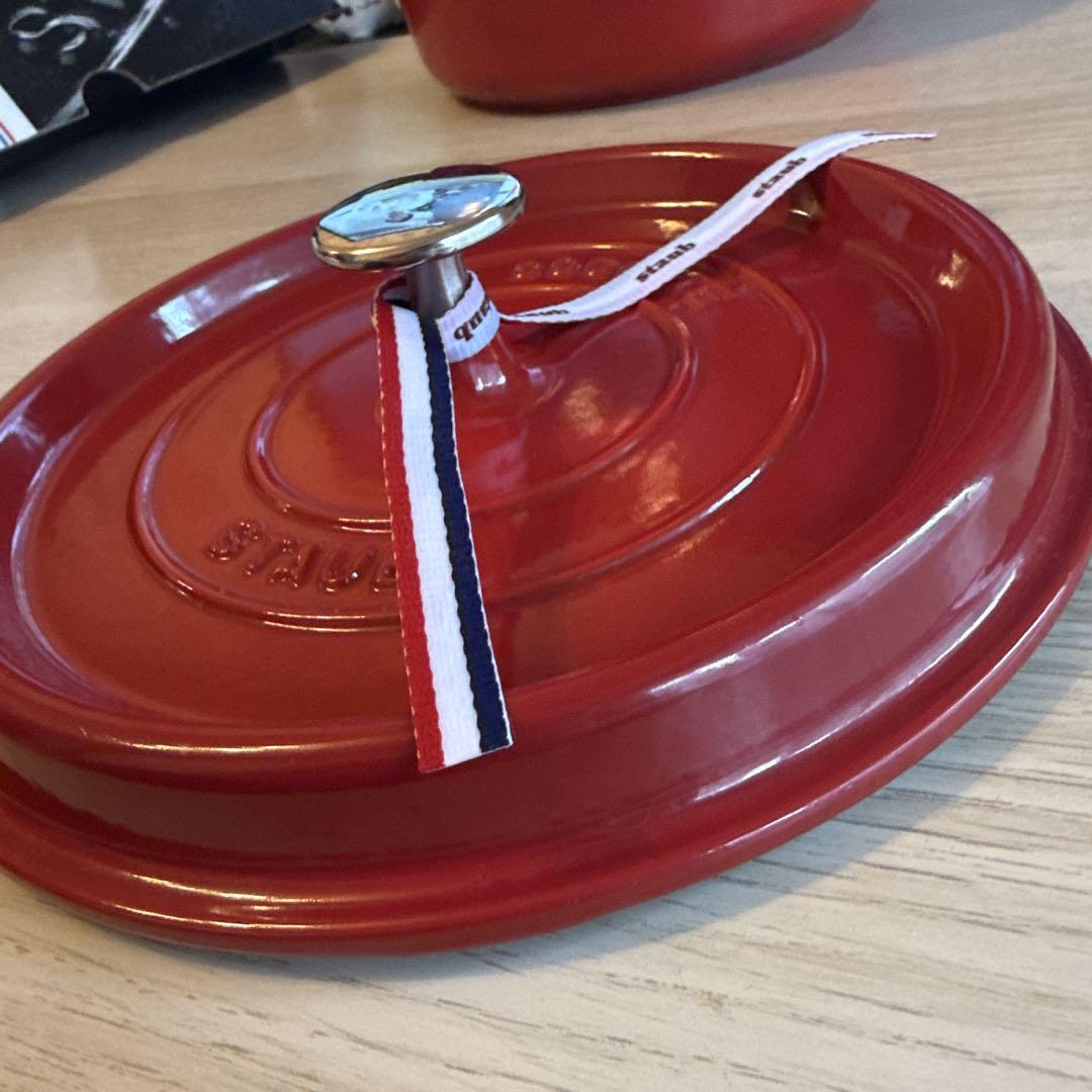 STAUB ピコ・ラウンド ココット 22 cm, チェリー