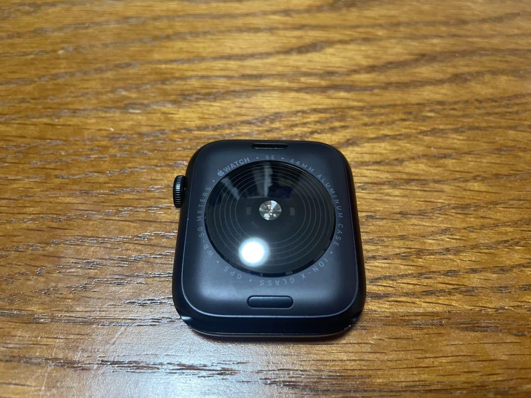 Apple Watch SE(GPS)第2世代 本体44mm バッテリー98%