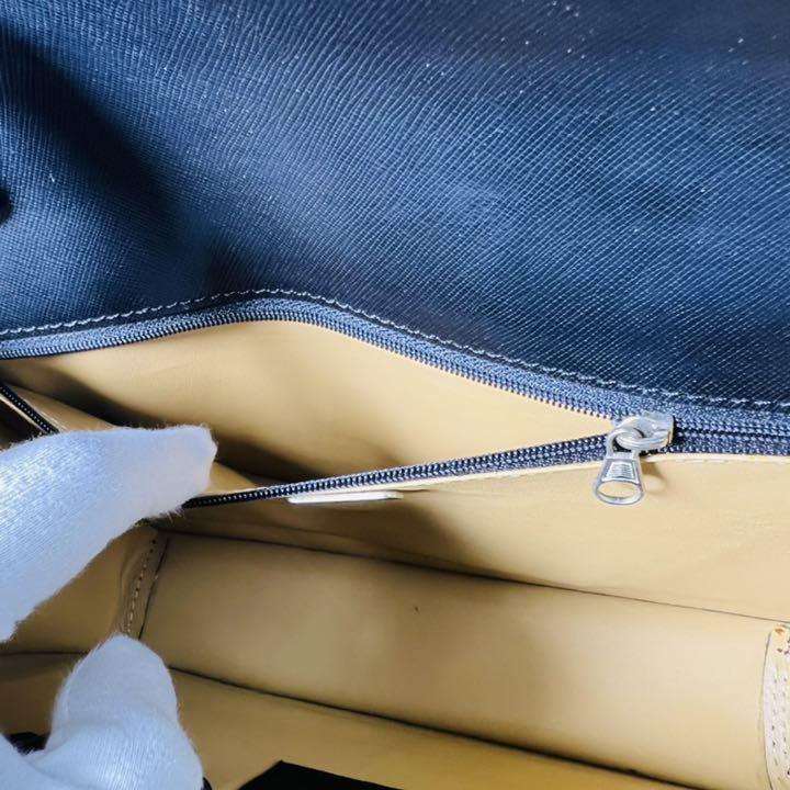 セール在庫 美品 PRADA プラダ 本革 高級セカンドバッグ ブラック glDcR-m24609773031 超激安特価
