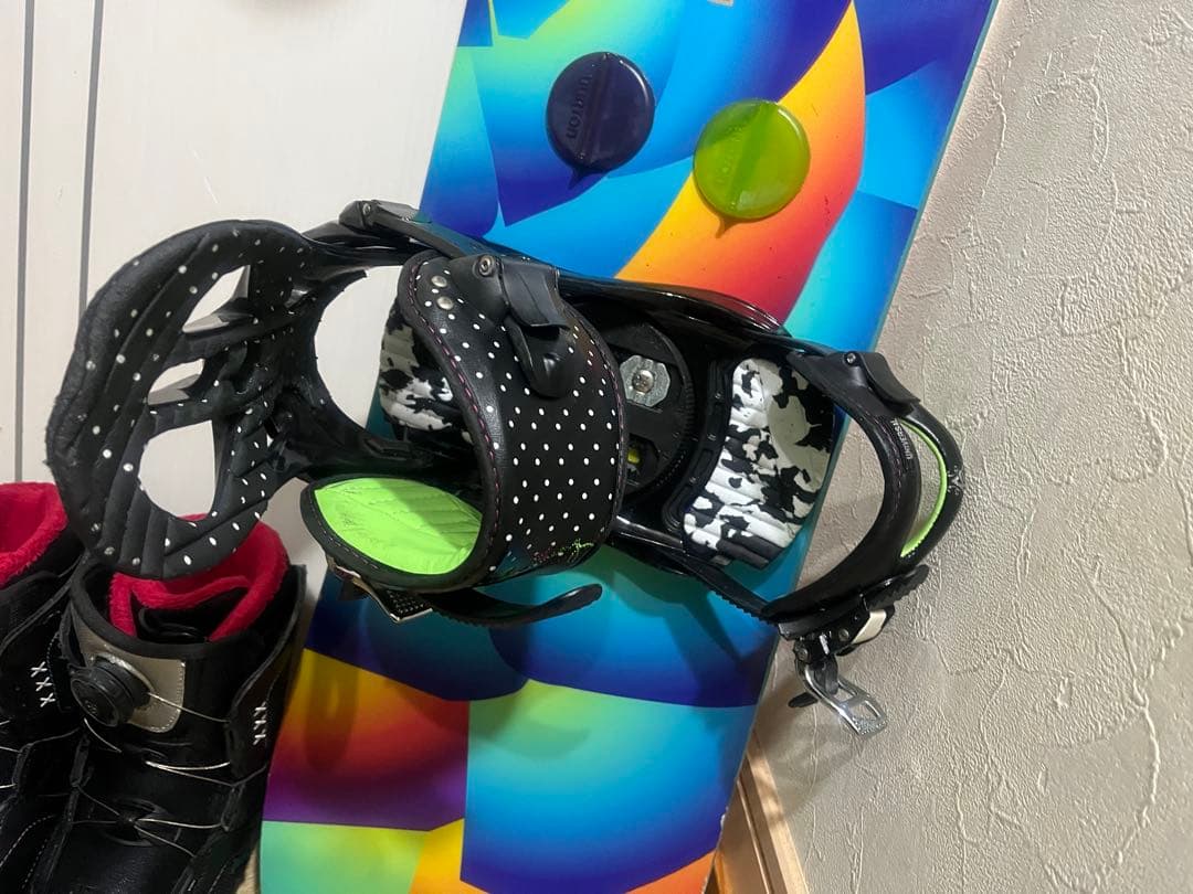 中高生、小柄な女性！豪華3点セット！BURTON feelgood 134cm 中高生、小柄な女性！豪華3点セット！BURTON feelgood 134cm - メルカリ