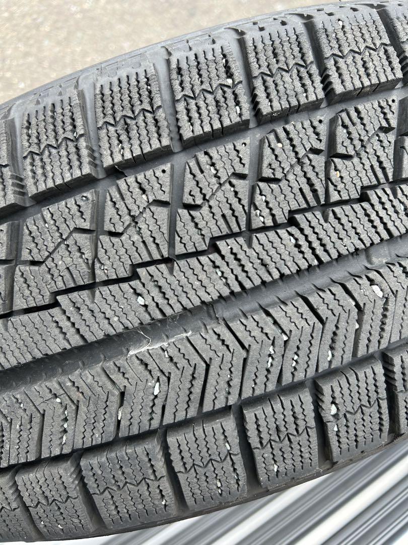 215/60R17 ブリザックVRX 21年製 ホイールセット バリ溝 低走行
