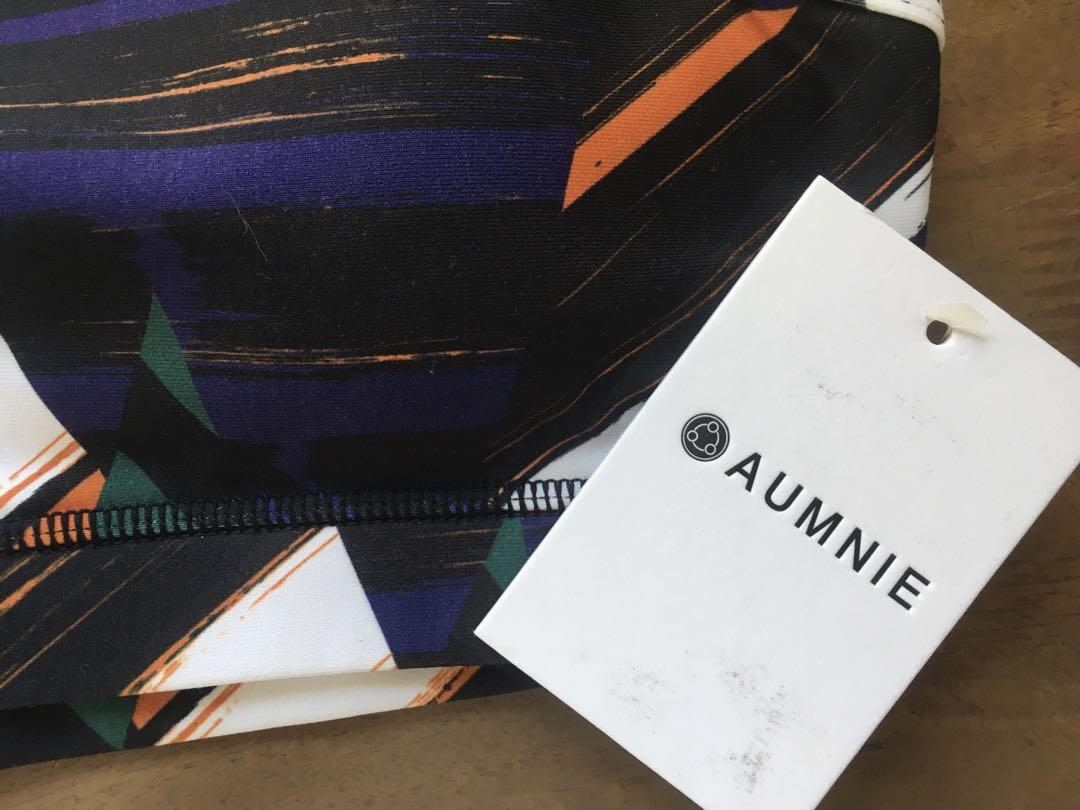 AUMNIEヨガウェア&adidas Parleyランクロップドタンクトップ