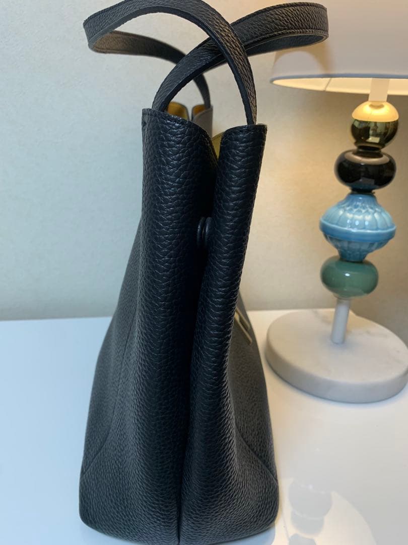 フルラ　ショルダーバッグ　プリムラ　Lサイズ　ホーボーバッグ　Lサイズ　美品