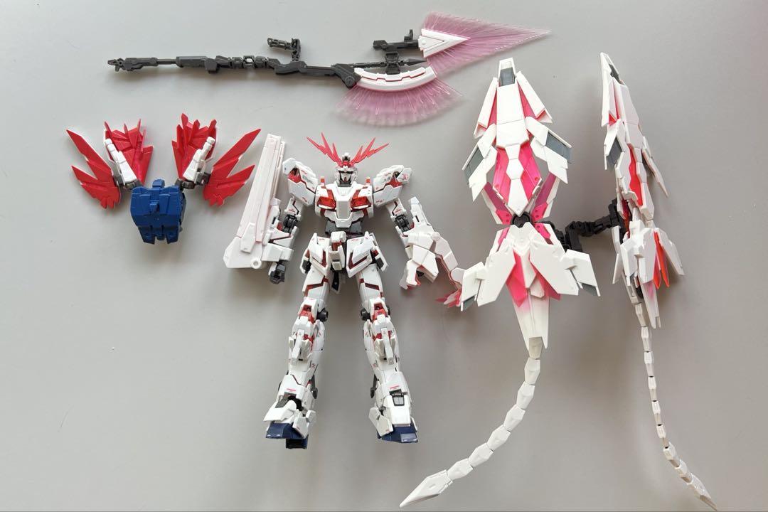 ガンプラ　RG ユニコーンガンダム ペルフェクティビリティ 赤バージョン