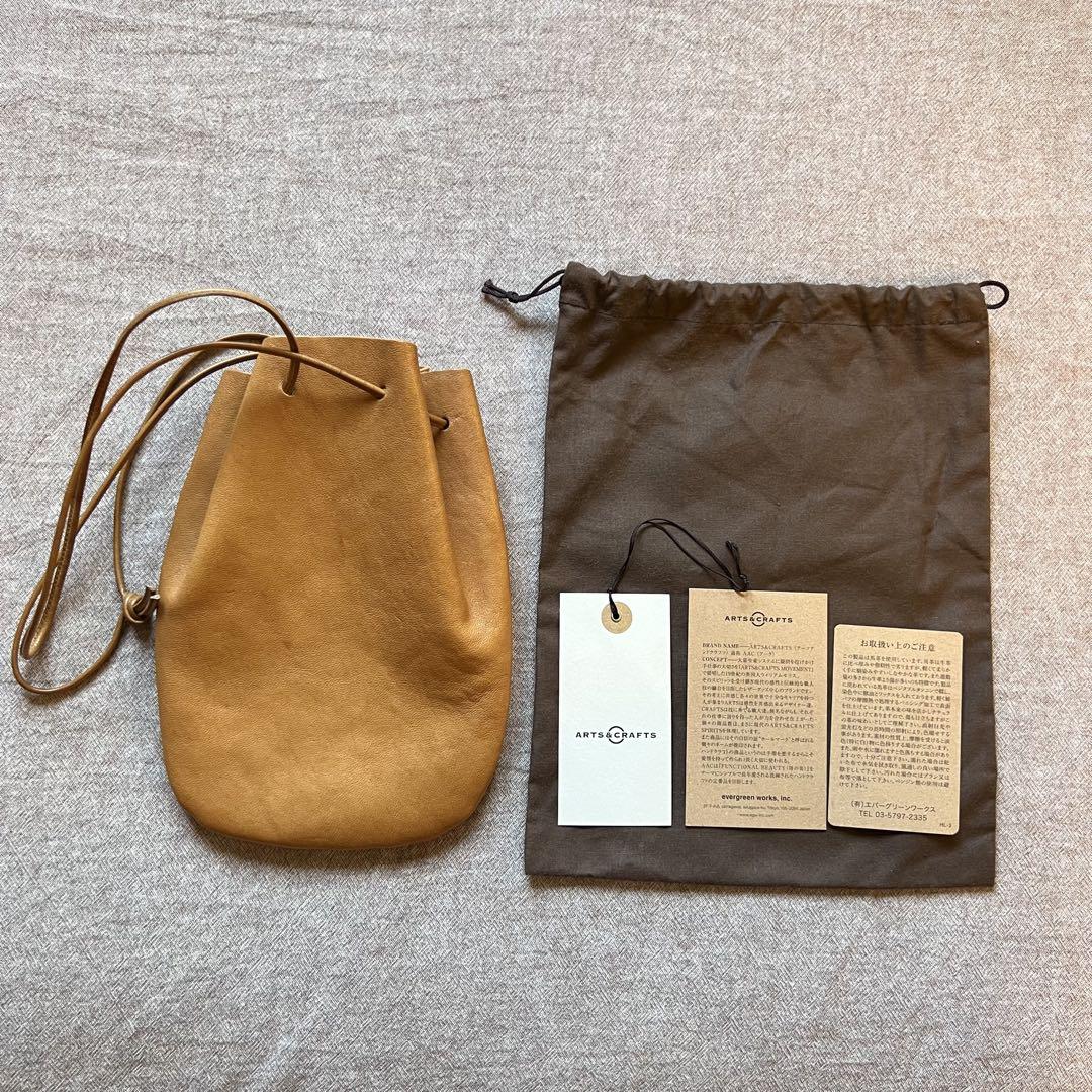 ARTS&CRAFTS アーツアンドクラフツ ショルダーバッグ 巾着 本革 S