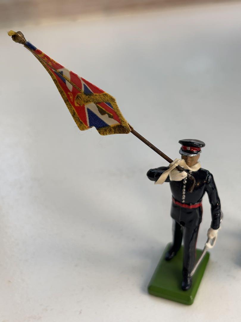 BRITAINS ENGLAND ブリテン社】英国近衛兵メタルフィギュア2体