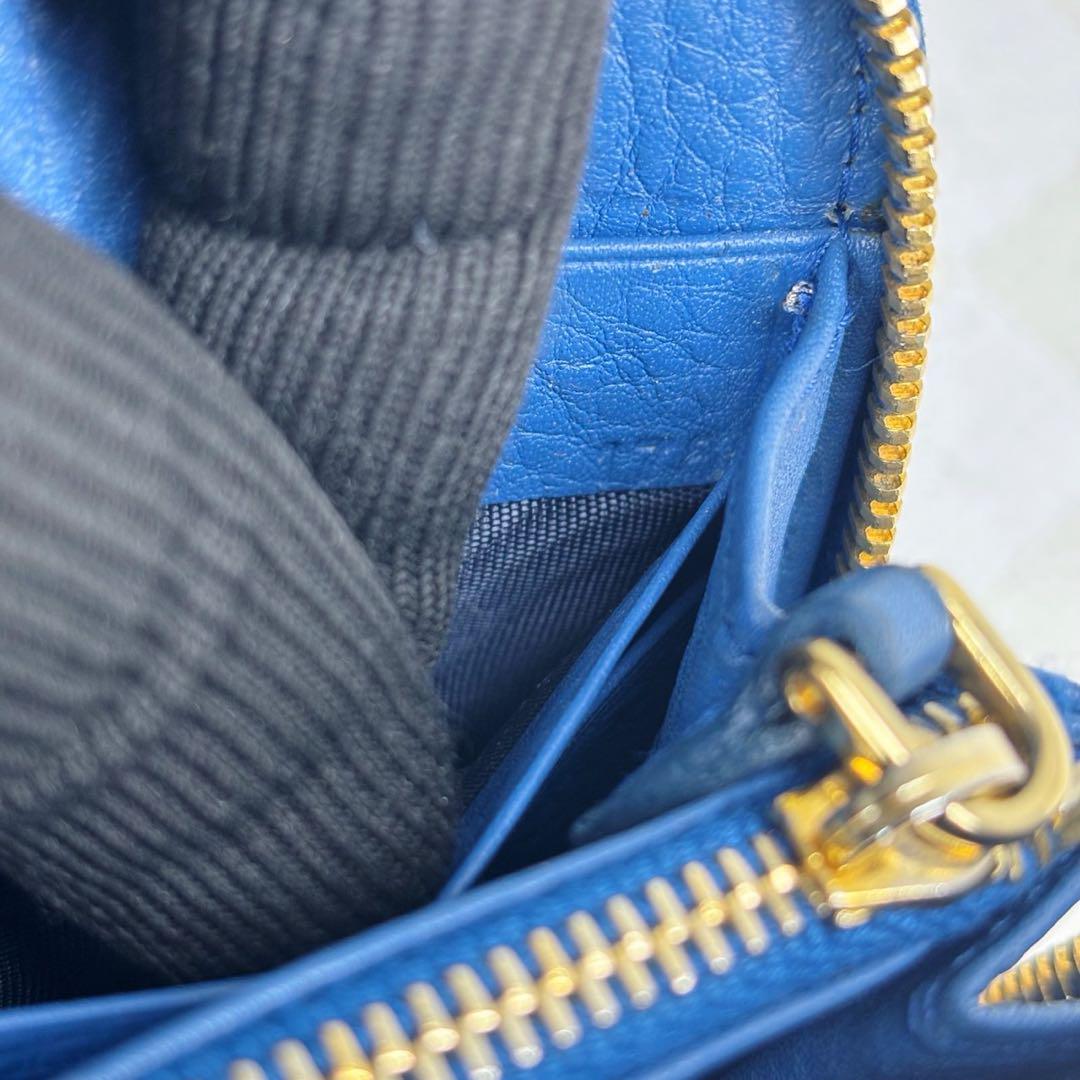 極美品　PRADA プラダ　財布　ラウンドファスナー　M55
