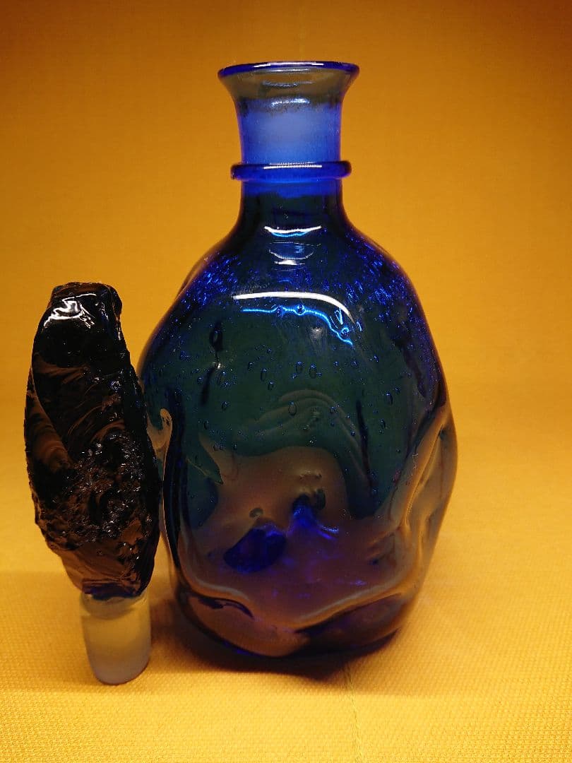 買得 【美品】ガラス ブルー 気泡入り 花瓶 水差し 置物 インテリア