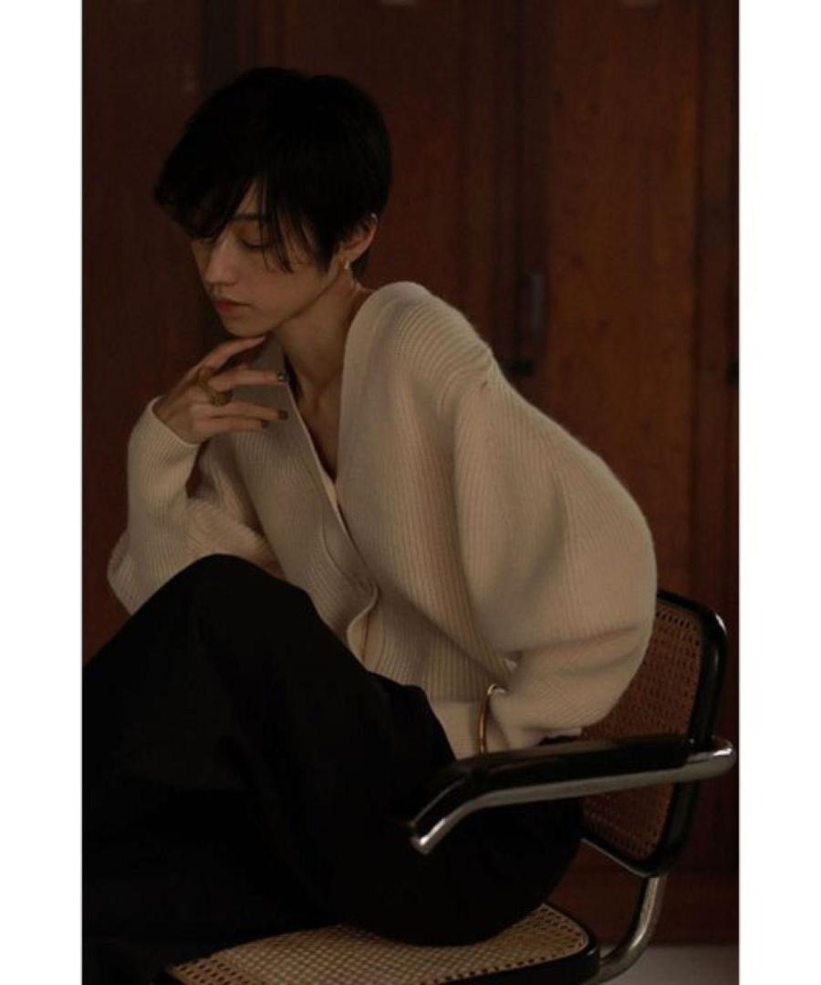 最高ファッション - ETRE TOKYO パフスリーブニットカーディガン