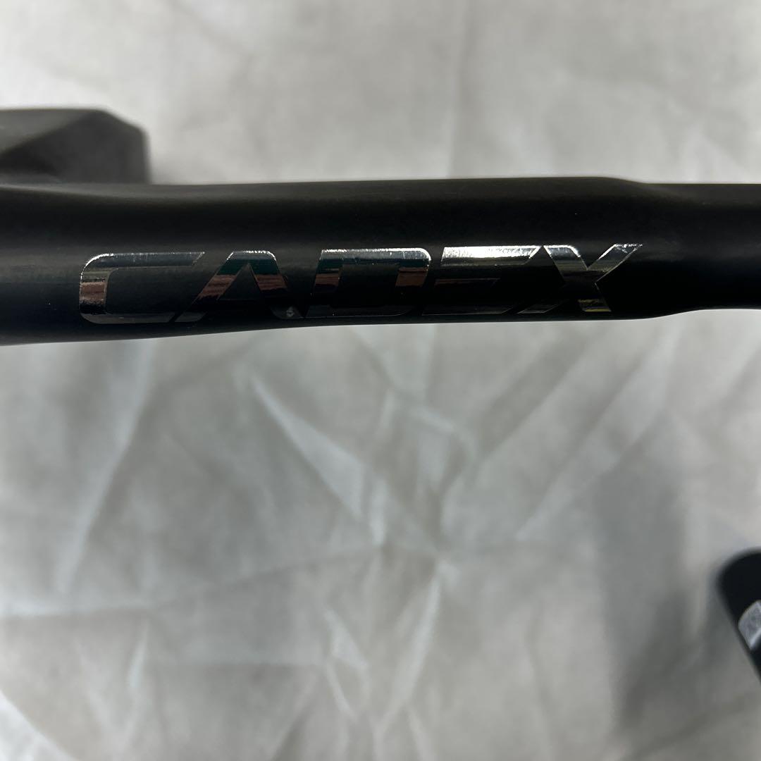 CADEX AERO INTEGRATED ハンドル