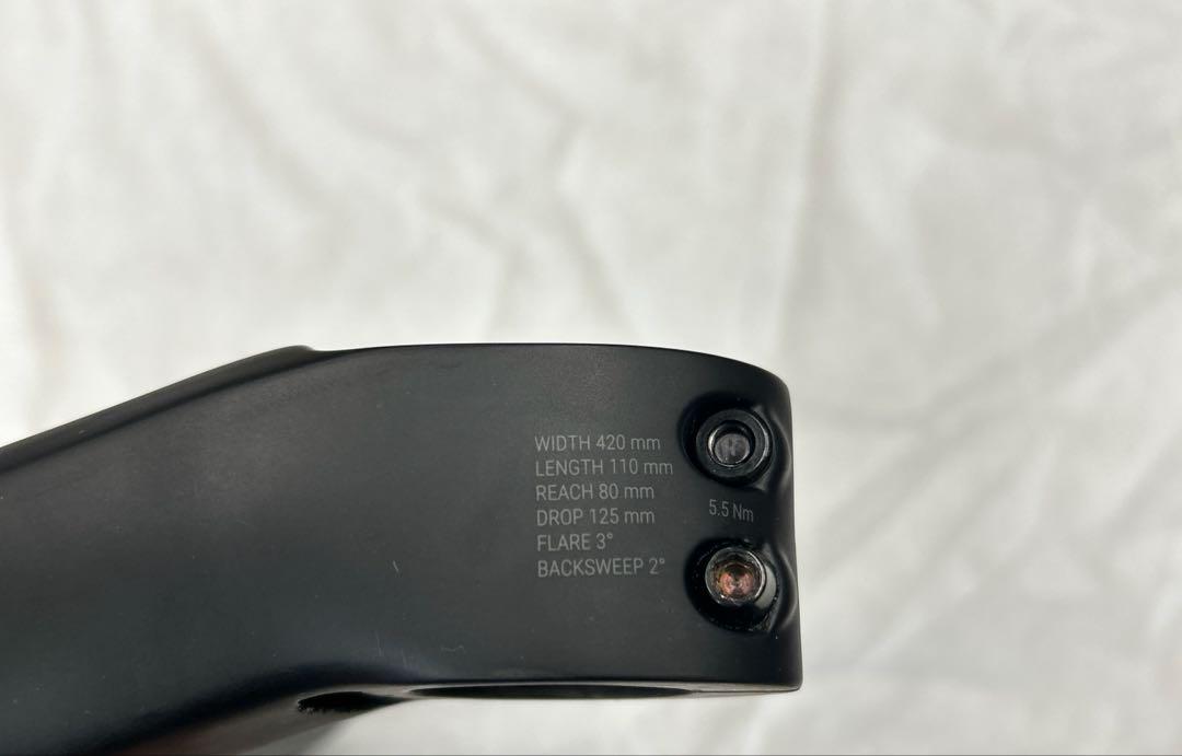 CADEX AERO INTEGRATED ハンドル