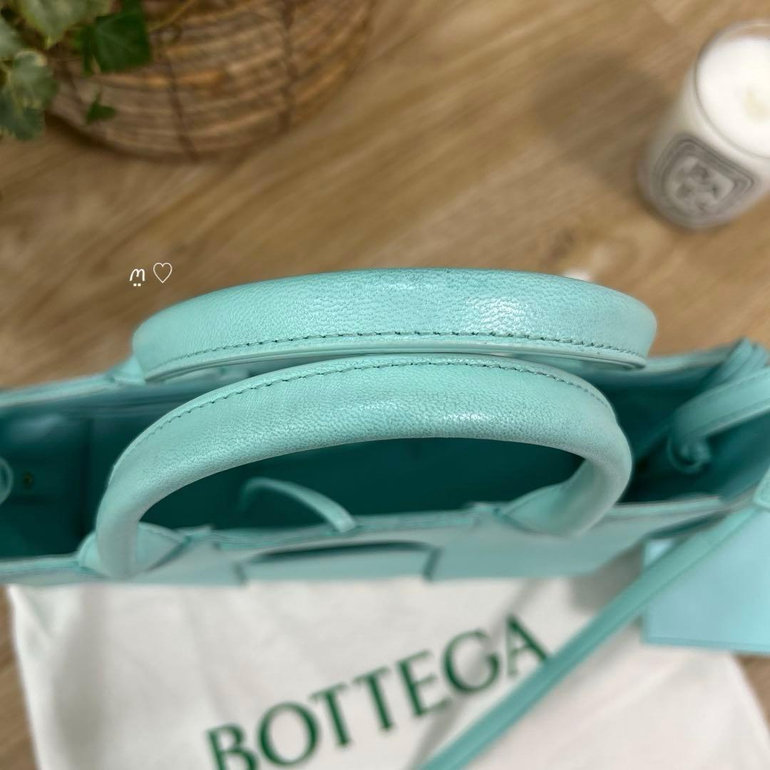 ボッテガヴェネタ ミニアルコトート ハンドショルダーバッグ斜め イントレチャート ボッテガヴェネタ ミニアルコトート ハンドショルダーバッグ斜め イントレチャート