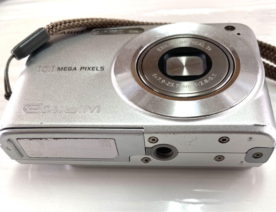 CASIO EX-Z1050 カシオ　デジカメ　現状