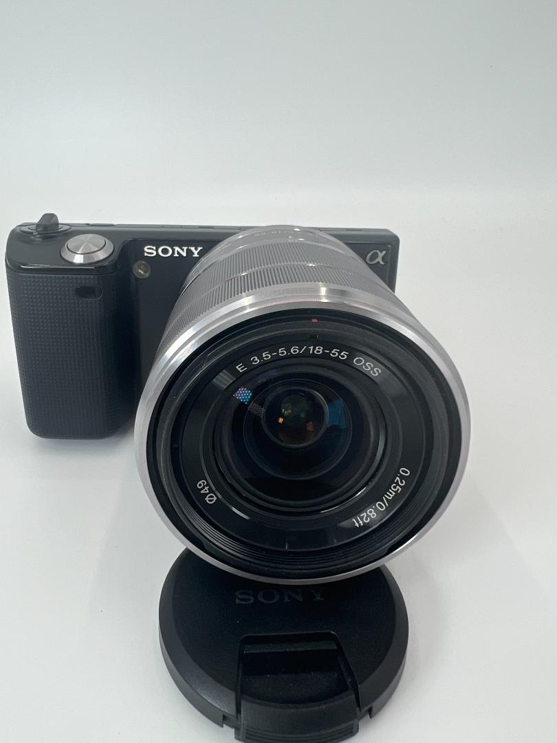 【美品】SONY ミラーレス一眼カメラ NEX-5 ブラック　バッテリー付