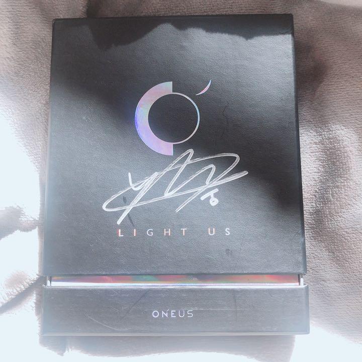 ONEUS ファヌン　サイン