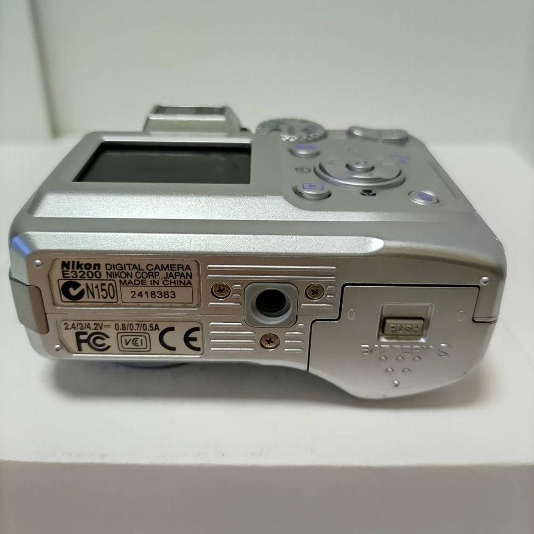 動作確認済み ニコン COOLPIX 3200 オールドコンデジ デジカメ