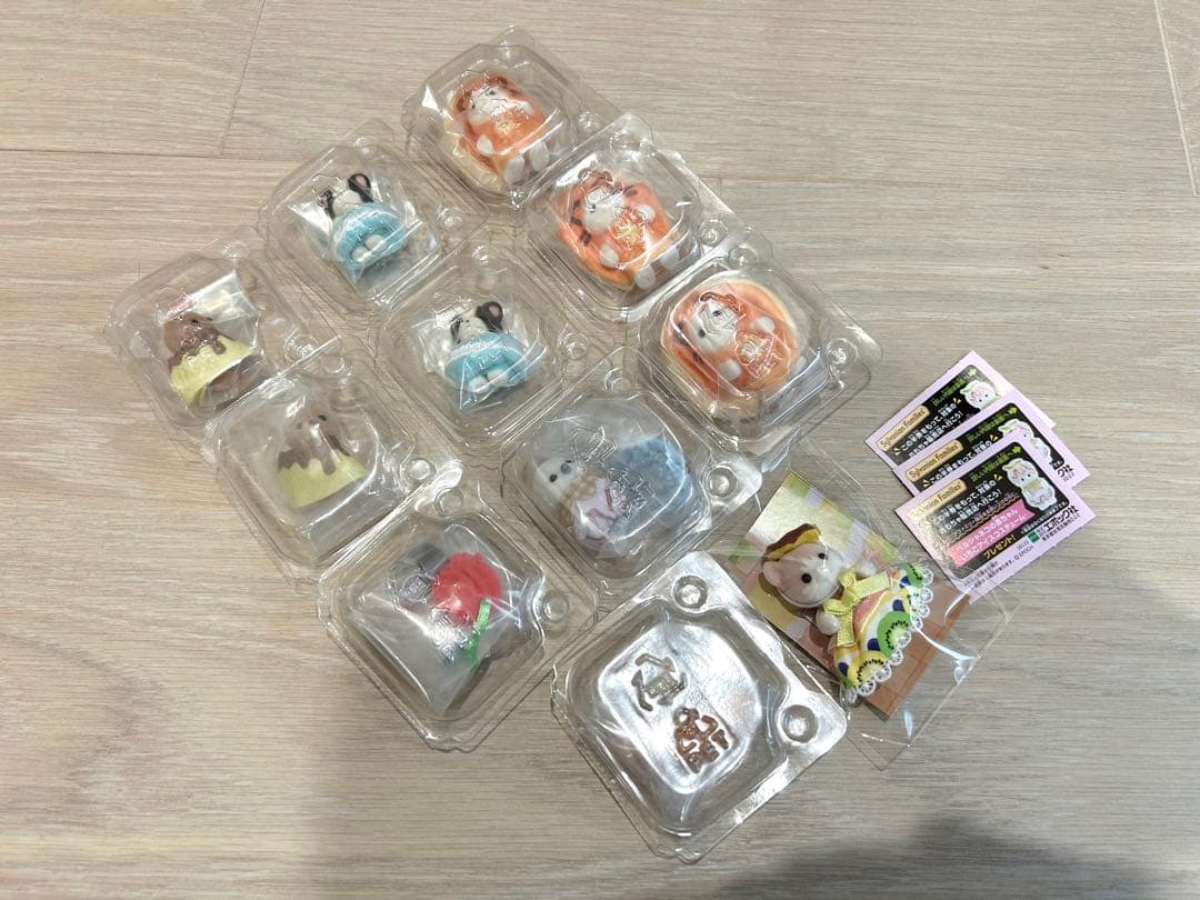 シルバニアファミリー　キラキラくじ　人形11個セット