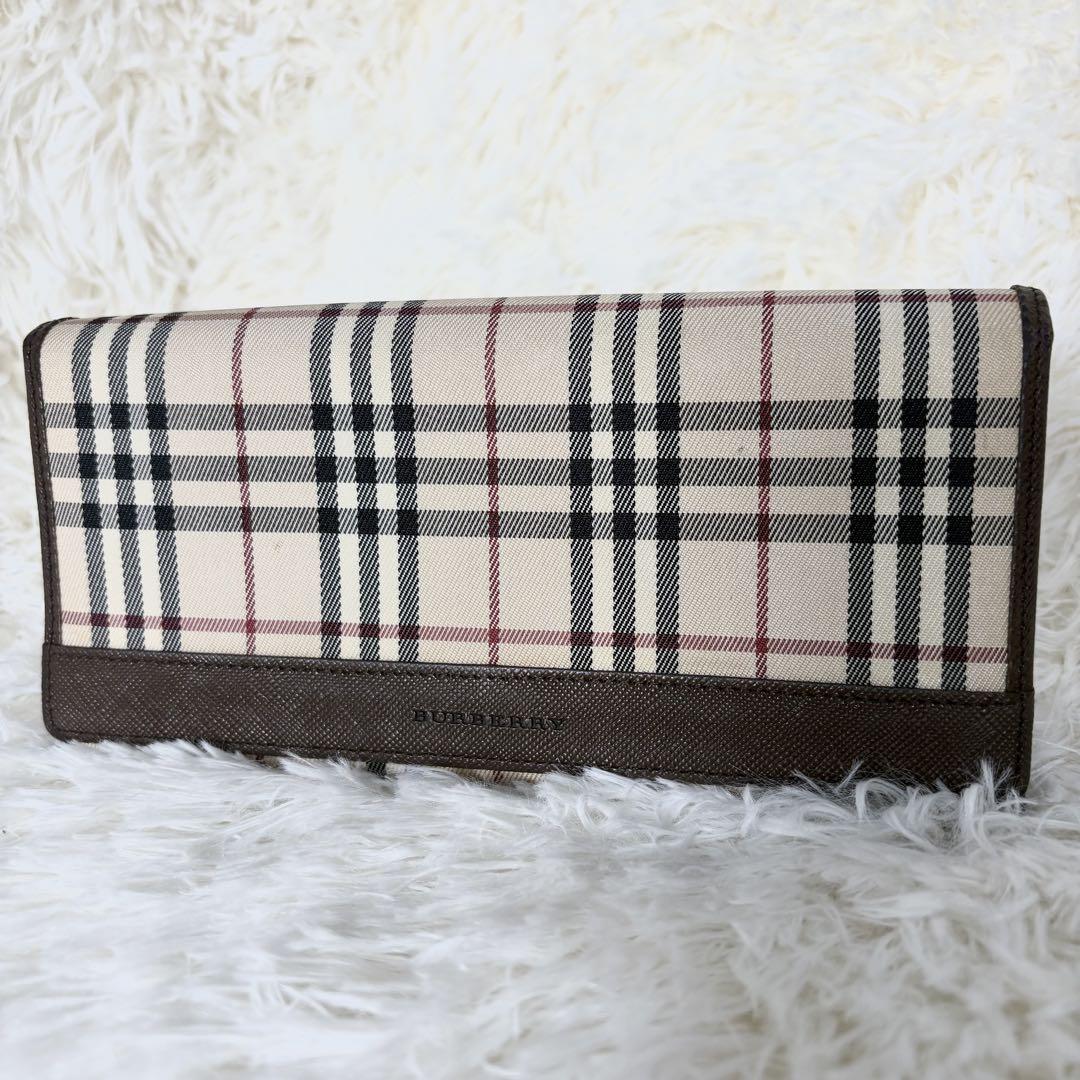 Burberry バーバリー　ノバチェック　チェック柄 二つ折り財布 BURBERRY バーバリー ノバチェック 二つ折り財布 Wホック レザー