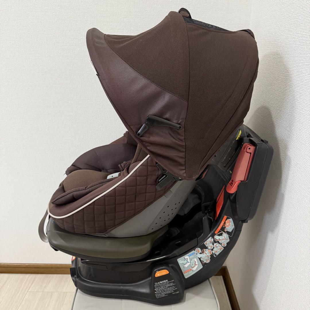【美品】COMBI LUXTIA TURN ラクティアターン エッグショック