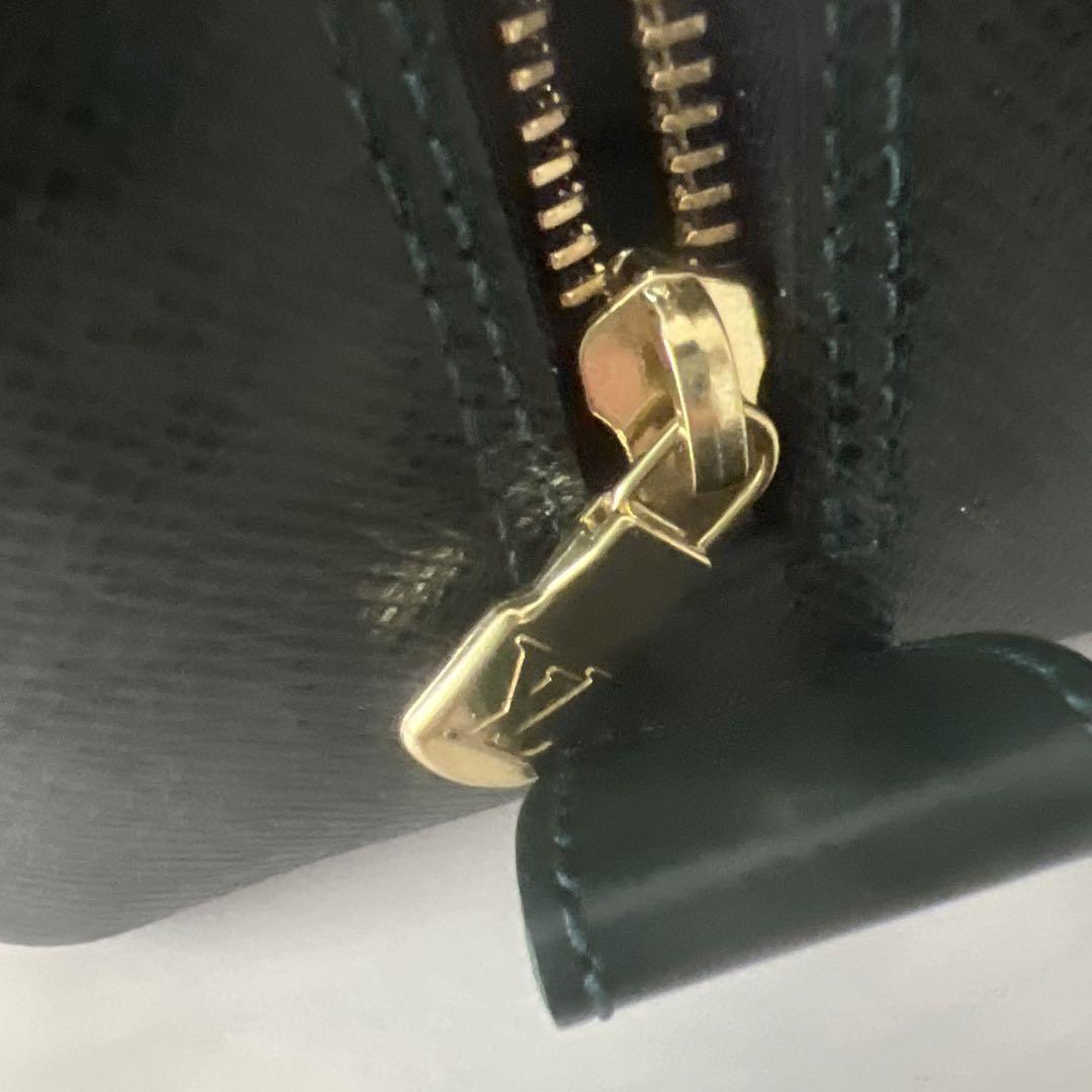 Louis Vuitton クラッチバッグ