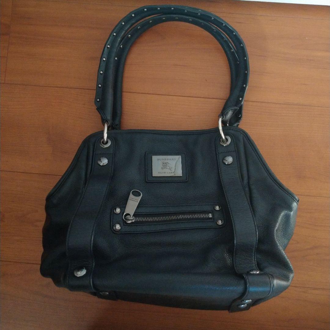 Burberry ブラック ショルダーバッグ