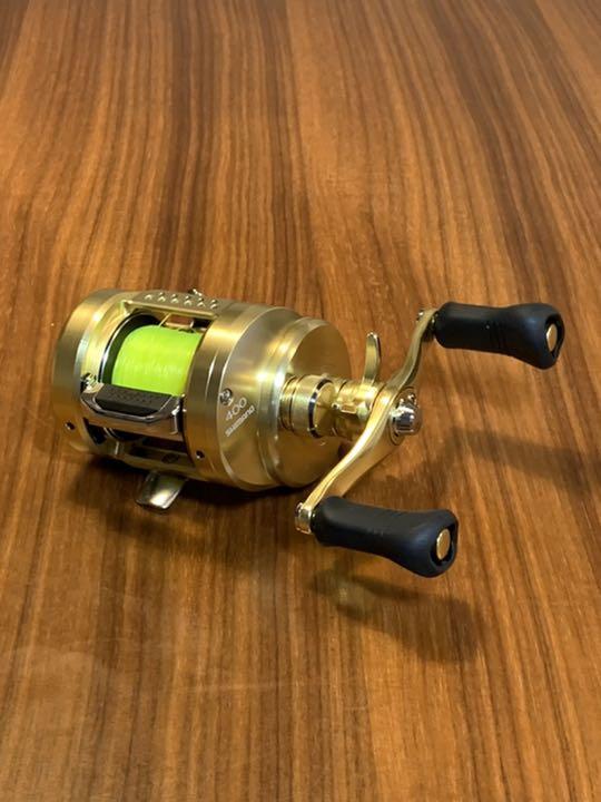 美しい リール シマノ 18 カルカッタコンクエスト 400 右巻き