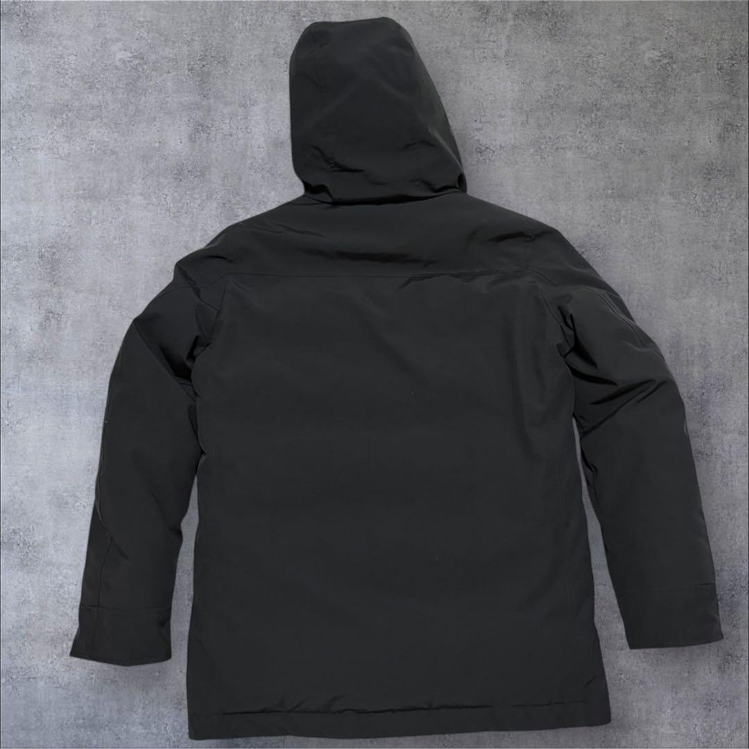 美品 UNIQLO ウルトラウォームハイブリッドダウンコート ブラック M 美品 UNIQLO ウルトラウォームハイブリッドダウンコート ブラック M